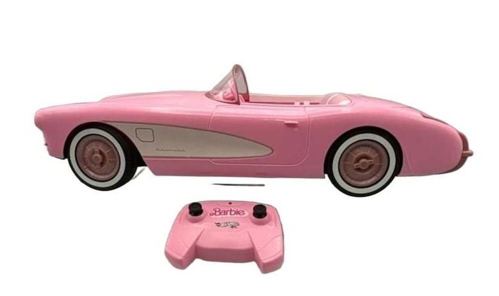 Mattel Barbie The Movie Hot Wheels RC Pink Corvette HPW40